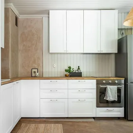 Asunto Kauniissa Puutalossa, P-paikka Apartament Tampere